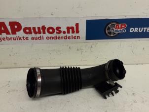 Usados Tubo de aspiración Aire Audi A5 Quattro (B8C/S) 3.0 TDI V6 24V Precio € 19,99 Norma de margen ofrecido por AP Autos