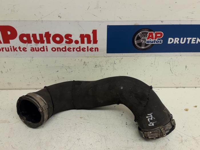 Usagé Tuyau intercooler Audi A5 Quattro (B8C/S) 3.0 TDI V6 24V Prix € 24,99 Règlement à la marge proposé par AP Auto's