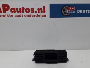 Usados Ordenadores de abordo Audi A6 Avant (C6) 2.4 V6 24V Precio € 35,00 Norma de margen ofrecido por AP Autos