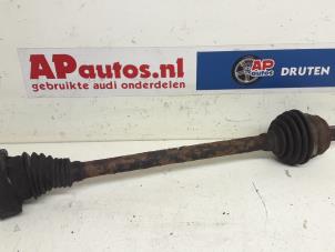 Usagé Arbre de transmission arrière gauche Audi TT (8N3) 1.8 T 20V Quattro Prix € 24,99 Règlement à la marge proposé par AP Autos