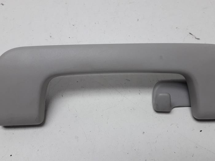 Handle from a Audi A6 Avant (C6) 2.4 V6 24V 2006