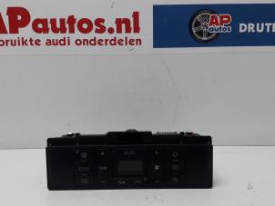 Usagé Panneau climatronic Audi A4 Avant Quattro (B5) 1.8 20V T Prix € 35,00 Règlement à la marge proposé par AP Autos