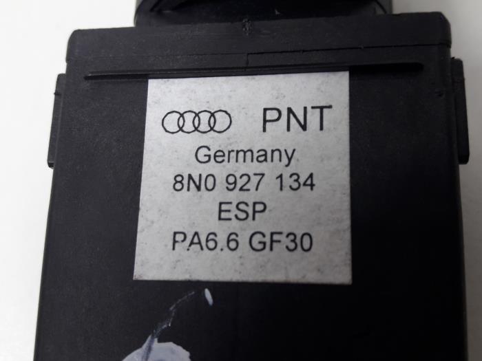 Przelacznik ESP z Audi TT (8N3) 1.8 T 20V Quattro 2000