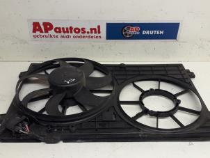 Usagé Boîtier ventilateur Audi A3 Sportback (8PA) 1.9 TDI Prix € 35,00 Règlement à la marge proposé par AP Autos