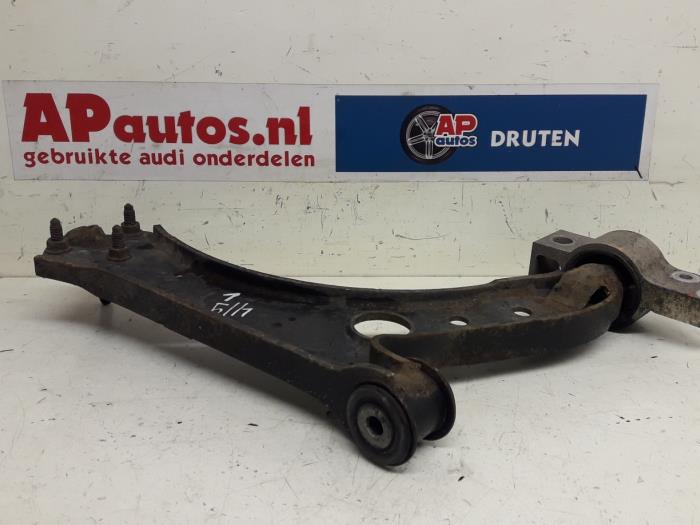 Front lower wishbone, left from a Audi A3 Sportback (8PA) 1.9 TDI 2009