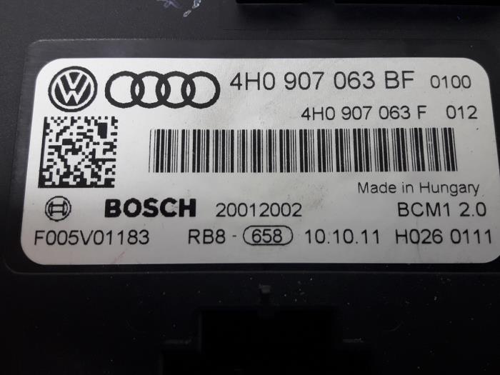 Ordenador body control de un Audi A6 (C7) 2.0 TDI 16V 2011