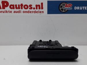 Gebrauchte Aschenbecher vorne Audi TT (8N3) 1.8 T 20V Quattro Preis € 20,00 Margenregelung angeboten von AP Autos