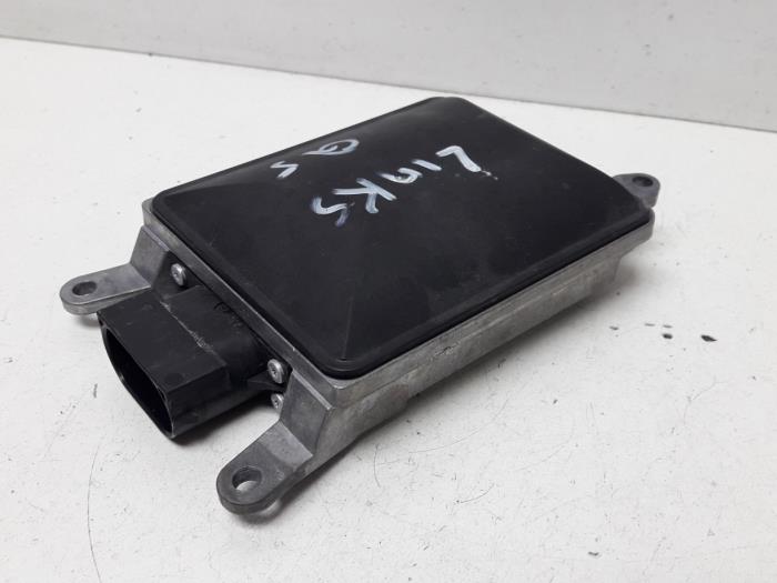 Side assist sensor from a Audi Q5 (8RB) 2.0 TDI 16V Quattro 2014