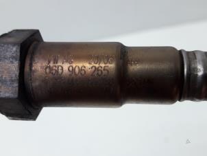Sonde lambda d'un Audi A4 Cabrio (B7) 2.0 TFSI 20V 2006