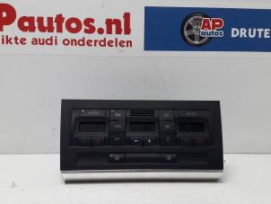 Gebrauchte Climatronic Panel Audi A4 Avant (B7) 2.0 20V Preis € 50,00 Margenregelung angeboten von AP Autos