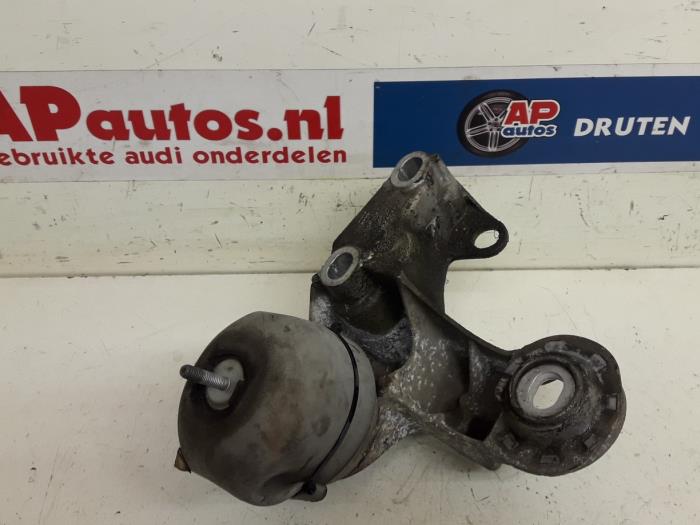 Used Engine mount Audi A4 Avant (B5) 1.6 Price € 19,99 Margin scheme offered by AP Auto's