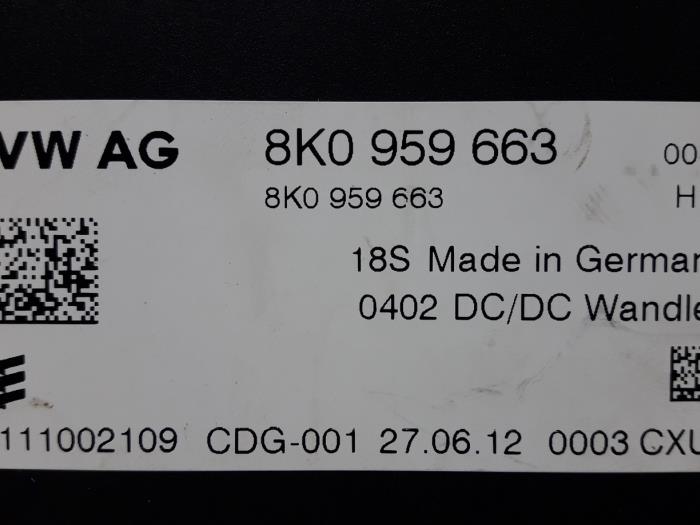 Régulateur de tension d'un Audi A4 Avant (B8) 2.0 TDI 143 16V 2012