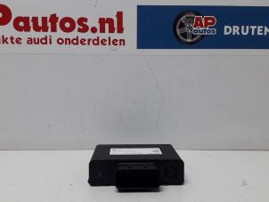 Used Voltage regulator Audi A4 Avant (B8) 2.0 TDI 143 16V Price on request offered by AP Autos
