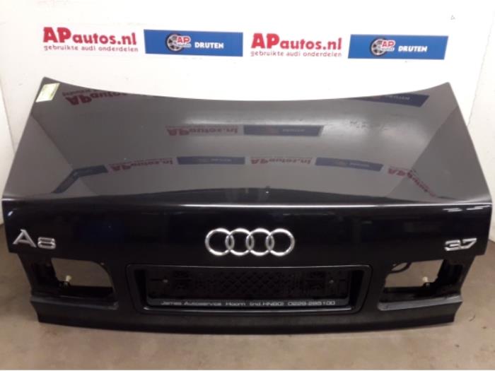 Begagnade Baklucka Audi A8 (D2) 3.7 V8 32V Quattro Pris € 99,99 Marginaltabell erbjuds av AP Auto's