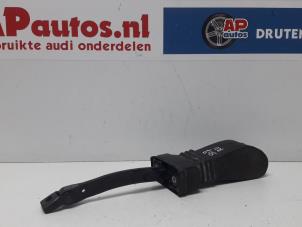 Used Front door stop 4-door, right Audi A4 Avant (B8) 2.0 TDI 143 16V Price € 20,00 Margin scheme offered by AP Autos