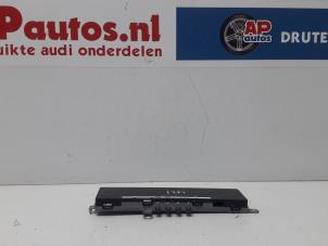 Usados Amplificador de antena Audi A6 Allroad Quattro (C6) 3.0 TDI V6 24V Precio € 14,99 Norma de margen ofrecido por AP Autos