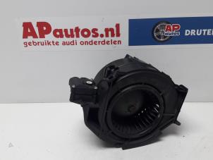 Usados Motor de ventilador de calefactor Audi A6 Allroad Quattro (C6) 3.0 TDI V6 24V Precio € 19,99 Norma de margen ofrecido por AP Autos