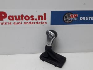 Usagé Levier de vitesse Audi A4 Avant (B8) 2.0 TDI 143 16V Prix € 34,99 Règlement à la marge proposé par AP Autos