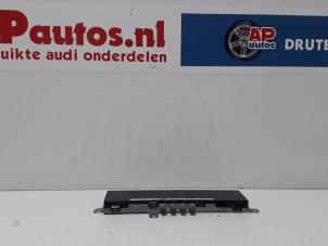 Usados Amplificador de antena Audi A6 Avant (C6) 2.7 TDI V6 24V Precio € 14,99 Norma de margen ofrecido por AP Autos