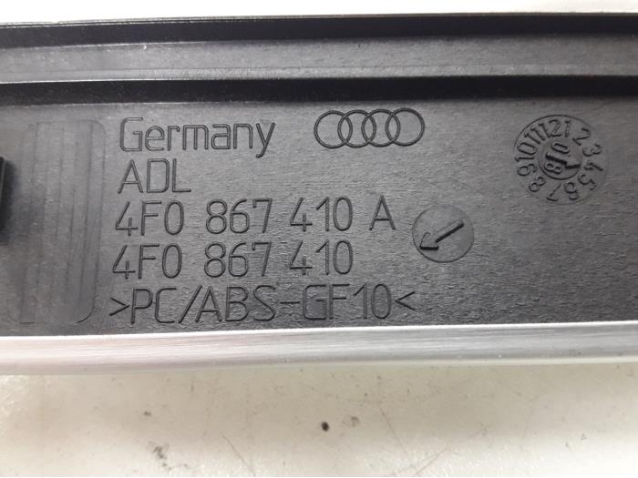 Listwa ozdobna z Audi A6 Avant (C6) 2.7 TDI V6 24V 2008