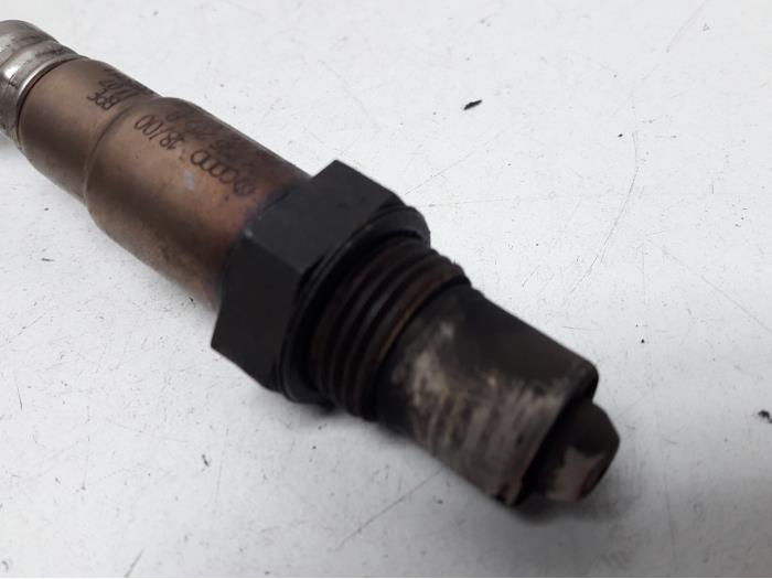 Lambda probe from a Audi A4 Avant (B5) 1.8 20V Turbo 2000