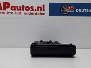 Gebrauchte Aschenbecher vorne Audi TT (8N3) 1.8 T 20V Quattro Preis € 20,00 Margenregelung angeboten von AP Autos