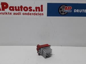 Usados Resistencia de calefactor Audi TT (8N3) 1.8 T 20V Quattro Precio € 19,99 Norma de margen ofrecido por AP Autos