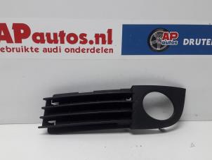 Usados Rejilla de parachoques Audi A6 Avant Quattro (C5) 2.5 TDI V6 24V Precio € 19,99 Norma de margen ofrecido por AP Autos