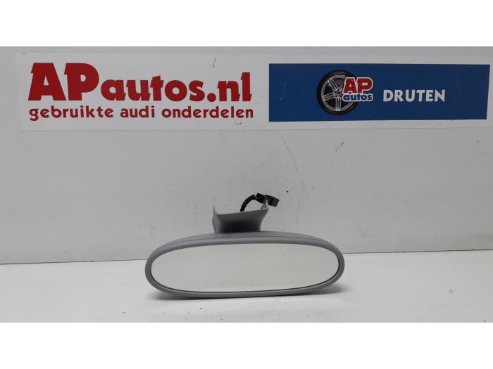 Używane Lusterko wewnetrzne Audi A1 Sportback (8XA/8XF) 1.6 TDI 16V Cena € 19,99 Procedura marży oferowane przez AP Auto's