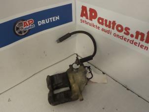Usados Pinza de freno derecha delante Audi A4 Avant (B5) 1.9 TDI Precio € 35,00 Norma de margen ofrecido por AP Autos