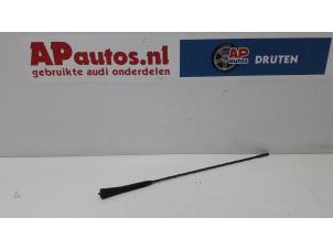 Używane Bat anteny Audi A4 Avant Quattro (B5) 1.8 20V T Cena € 20,00 Procedura marży oferowane przez AP Autos