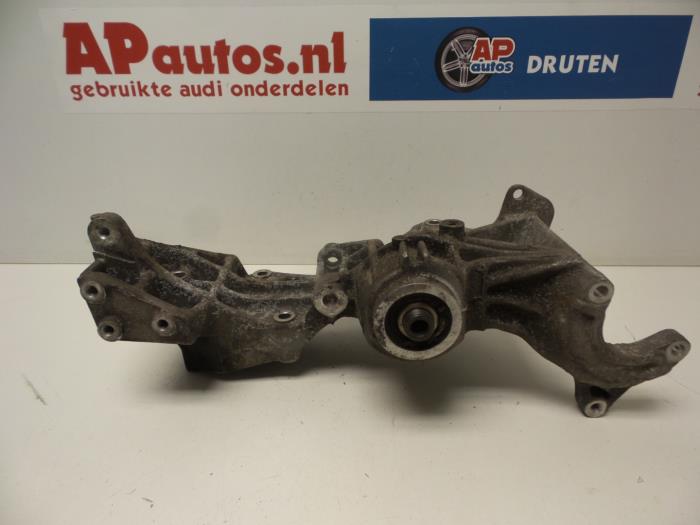 Usagé Support dynamo haut Audi A4 (B5) 1.8 20V Prix € 19,99 Règlement à la marge proposé par AP Auto's