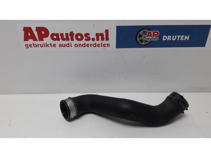 Usagé Tuyau intercooler Audi A4 Avant (B7) 2.0 TDI 16V Prix € 24,99 Règlement à la marge proposé par AP Auto's