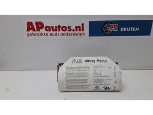 Używane Poduszka powietrzna prawa (deska rozdzielcza) Audi A8 (D3) 3.7 V8 40V Quattro Cena € 35,00 Procedura marży oferowane przez AP Autos