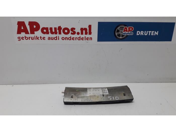 Begagnade Antenn Audi A8 (D3) 3.7 V8 40V Quattro Pris € 30,00 Marginaltabell erbjuds av AP Auto's