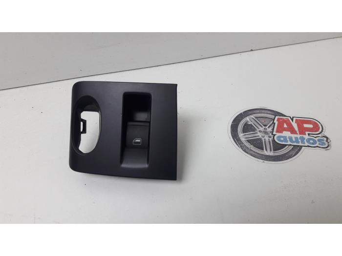 Usados Interruptor de ventanilla eléctrica Audi TT (8J3) 3.2 V6 24V Quattro Precio € 19,99 Norma de margen ofrecido por AP Auto's