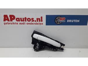Used Front door handle 4-door, right Audi A4 Avant (B8) 2.0 TDI 16V Price € 24,99 Margin scheme offered by AP Autos