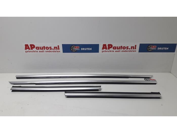 Usados Aleta de ventanilla Audi A4 Cabrio (B7) 3.0 V6 30V Precio € 19,99 Norma de margen ofrecido por AP Auto's