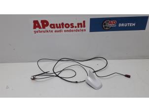 Used GPS antenna Audi TT (8J3) 2.0 TDI 16V Quattro Price € 19,99 Margin scheme offered by AP Autos