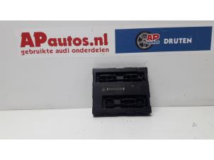 Używane Sterownik Body Control Audi A4 (B8) 2.0 TFSI 16V Cena € 100,00 Procedura marży oferowane przez AP Autos