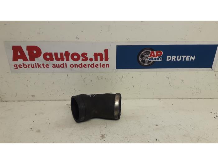 Usagé Tuyau intercooler Audi TT (8N3) 1.8 20V Turbo Quattro Prix € 24,99 Règlement à la marge proposé par AP Auto's