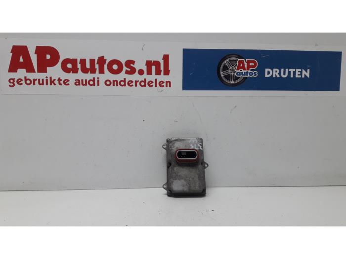 Używane Starter ksenonowy Audi A8 (D3) 3.7 V8 40V Quattro Cena € 74,99 Procedura marży oferowane przez AP Auto's
