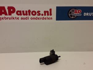 Gebrauchte Scheibensprüherpumpe vorne Audi A6 Avant (C5) 2.5 TDI V6 24V Preis € 9,99 Margenregelung angeboten von AP Autos