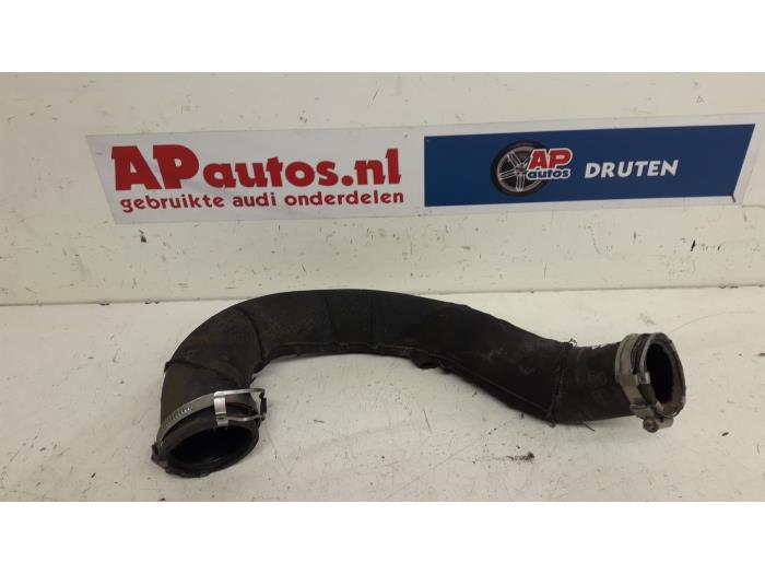 Gebrauchte Intercooler Schlauch Audi A4 (B8) 2.0 TDI 16V Preis € 24,99 Margenregelung angeboten von AP Auto's