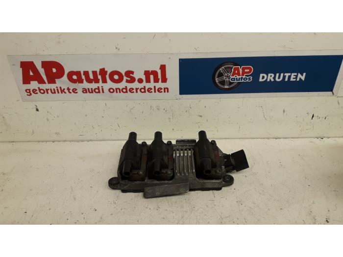 Usagé Bobine Audi A4 (B5) 2.4 30V Prix € 14,99 Règlement à la marge proposé par AP Auto's