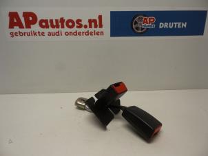 Gebrauchte Sicherheitsgurt Schließe rechts hinten Audi A4 Avant (B6) 1.9 TDI PDE 130 Preis € 35,00 Margenregelung angeboten von AP Autos