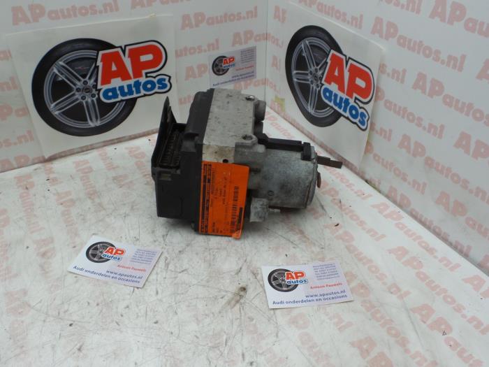 Begagnade ABS-pump Audi A6 (C4) 2.6 V6 Pris € 39,99 Marginaltabell erbjuds av AP Auto's