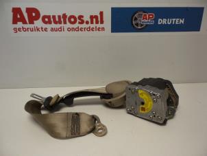Usados Tensor de cinturón de seguridad derecha detrás Audi A6 (C5) 2.4 V6 30V Precio € 20,00 Norma de margen ofrecido por AP Autos