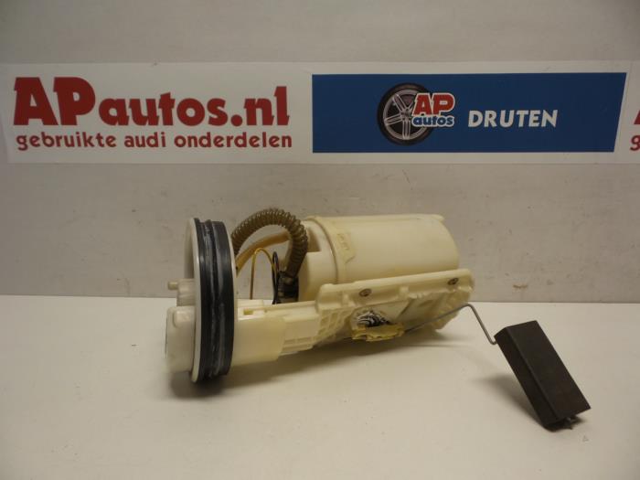 Pompe à carburant d'un Audi A4 Avant (B5) 1.9 TDI 2000