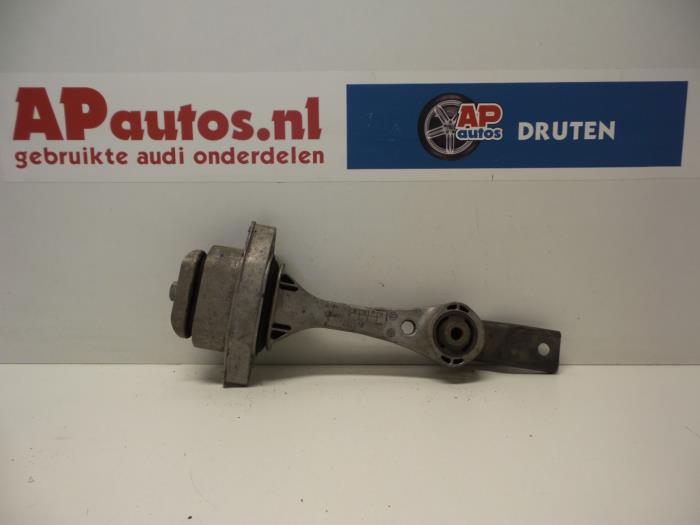 Usagé Support boîte de vitesses Audi A3 (8L1) 1.8 20V Prix € 19,99 Règlement à la marge proposé par AP Auto's